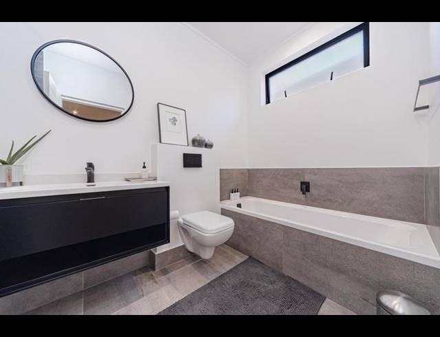 3 BEDROOM PROPERTY TO RENT IN HYDE PARK